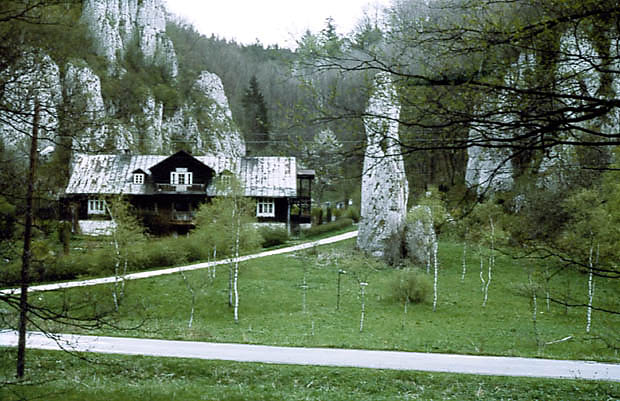 Igła Deotymy i dom, w którym mieszkała pisarka