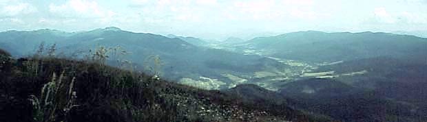 Dolina Woosatego z widokiem Na Tarnic