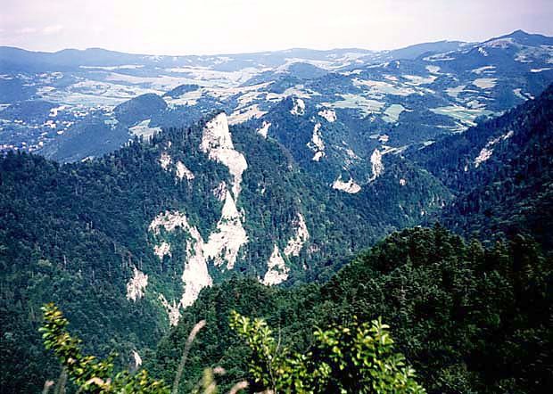 Pieninki z Sokolic widziane z Ostrej Gry