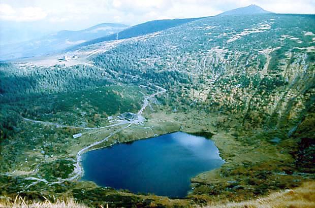 May Staw i Schronisko Samotnia