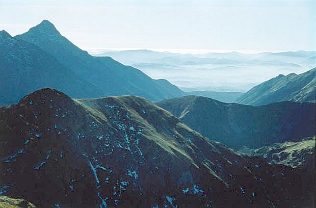 Widok z Tatr Zachodnich na Krywa