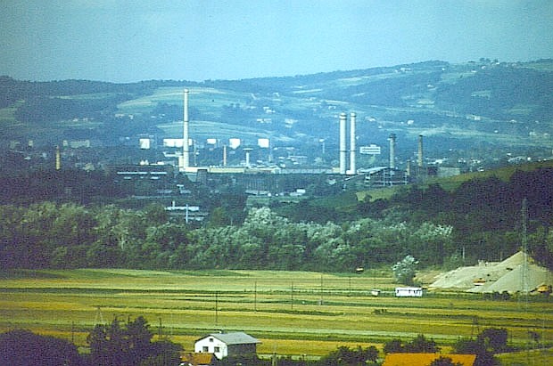 Jeden z duych zakadw przemysowych - Biegonice