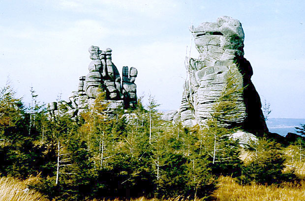 Grupa skalnych ostacw