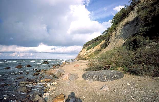 Wybrzee klifowe w rejonie widnej Kpy